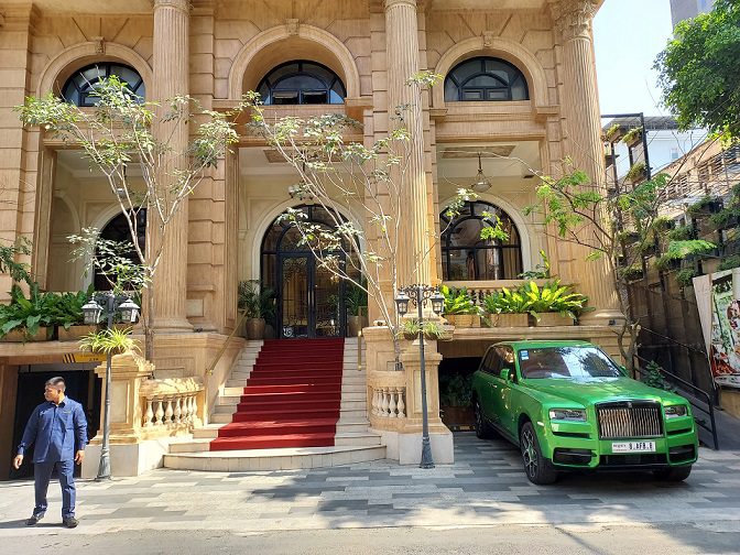 Anik Palace Hotel Deeds: The Ultimate Love Declaration