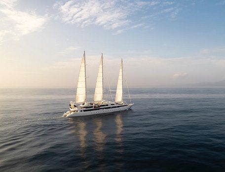 Le Ponant: World’s First Relais & Châteaux Sailing Yacht!
